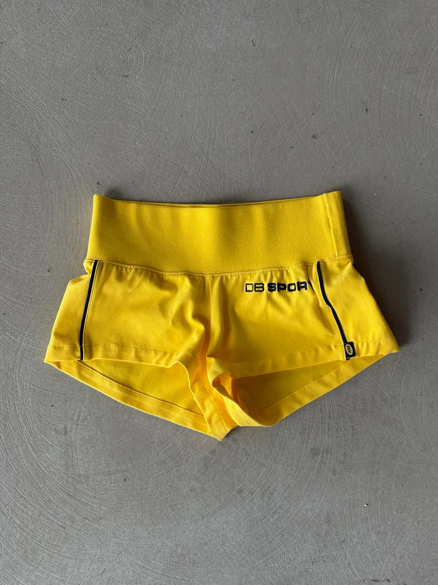 Low Rise Errand Short - Lemon Slice - Image 10