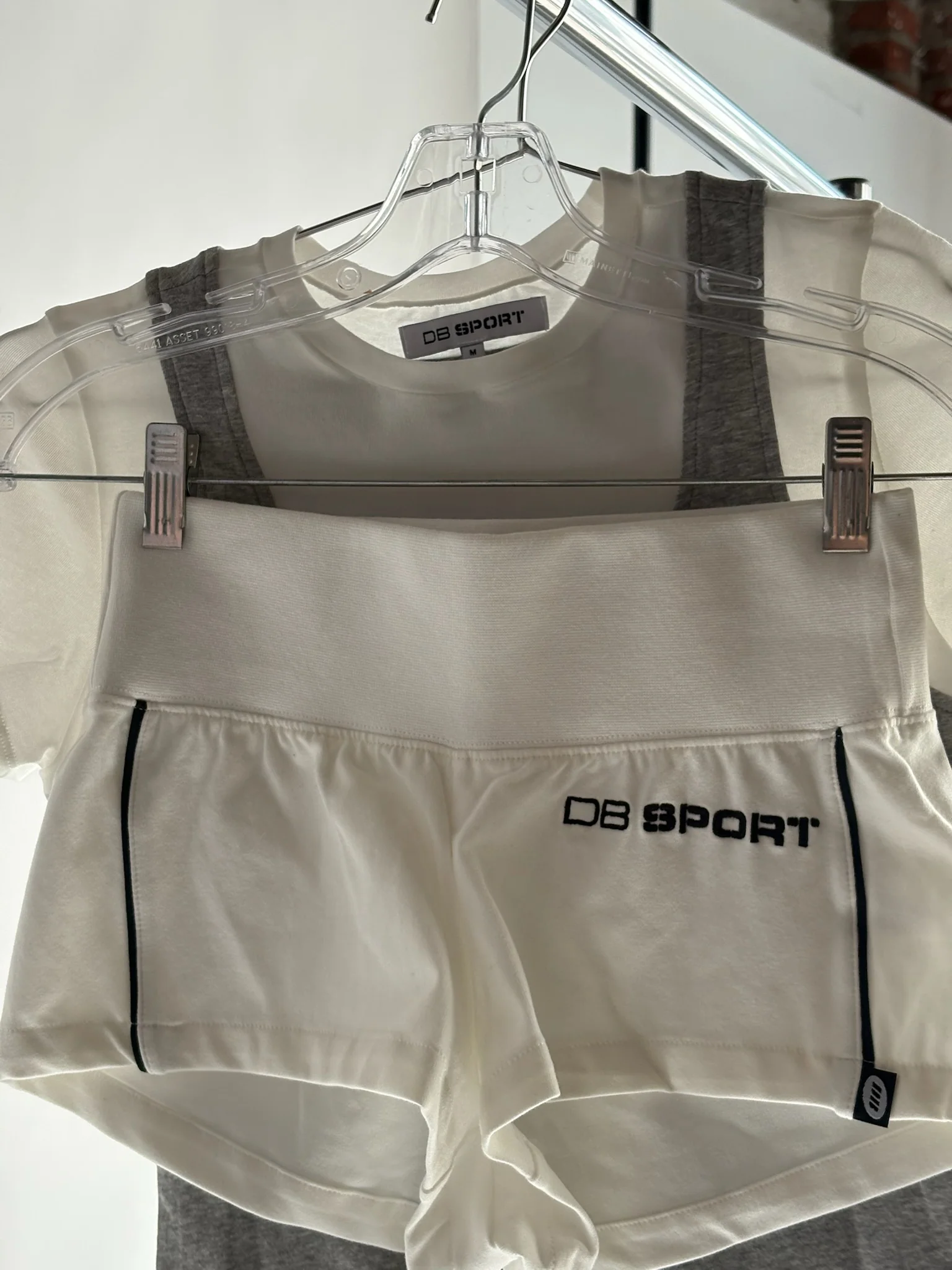 Low Rise Errand Short - Soft White - Image 7