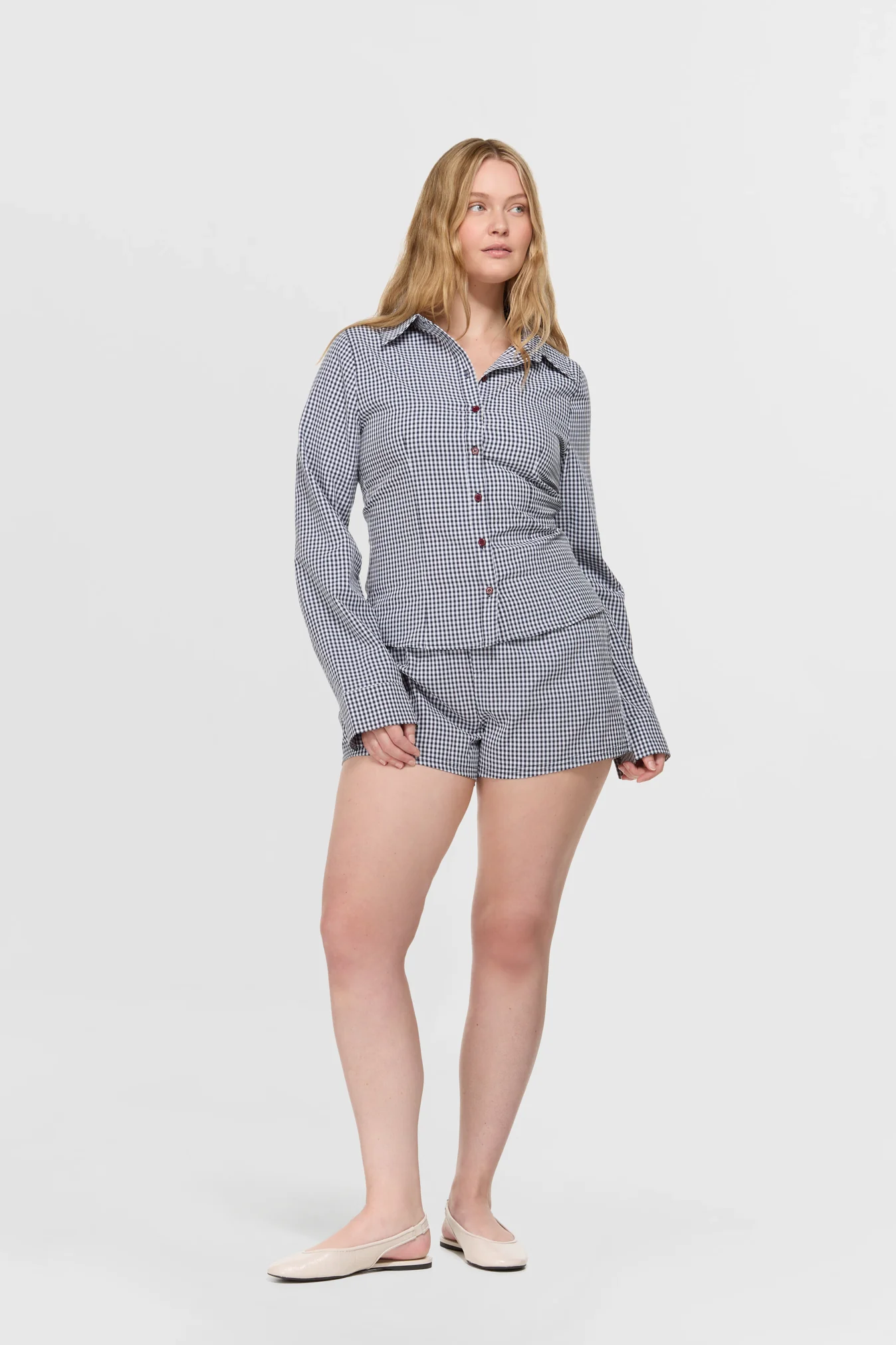Oyster Short - Image 4